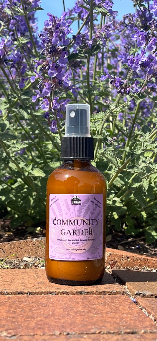 COMMUNITY GARDEN - Botanical Blockade